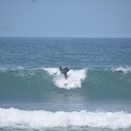 Surf Yoga Ericeira Guest House Esterno foto