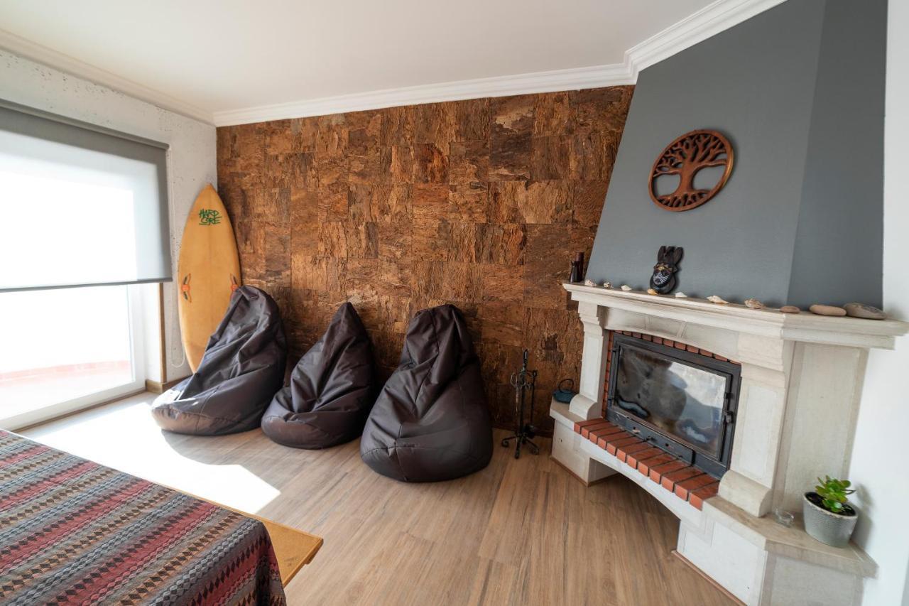 Surf Yoga Ericeira Guest House Esterno foto