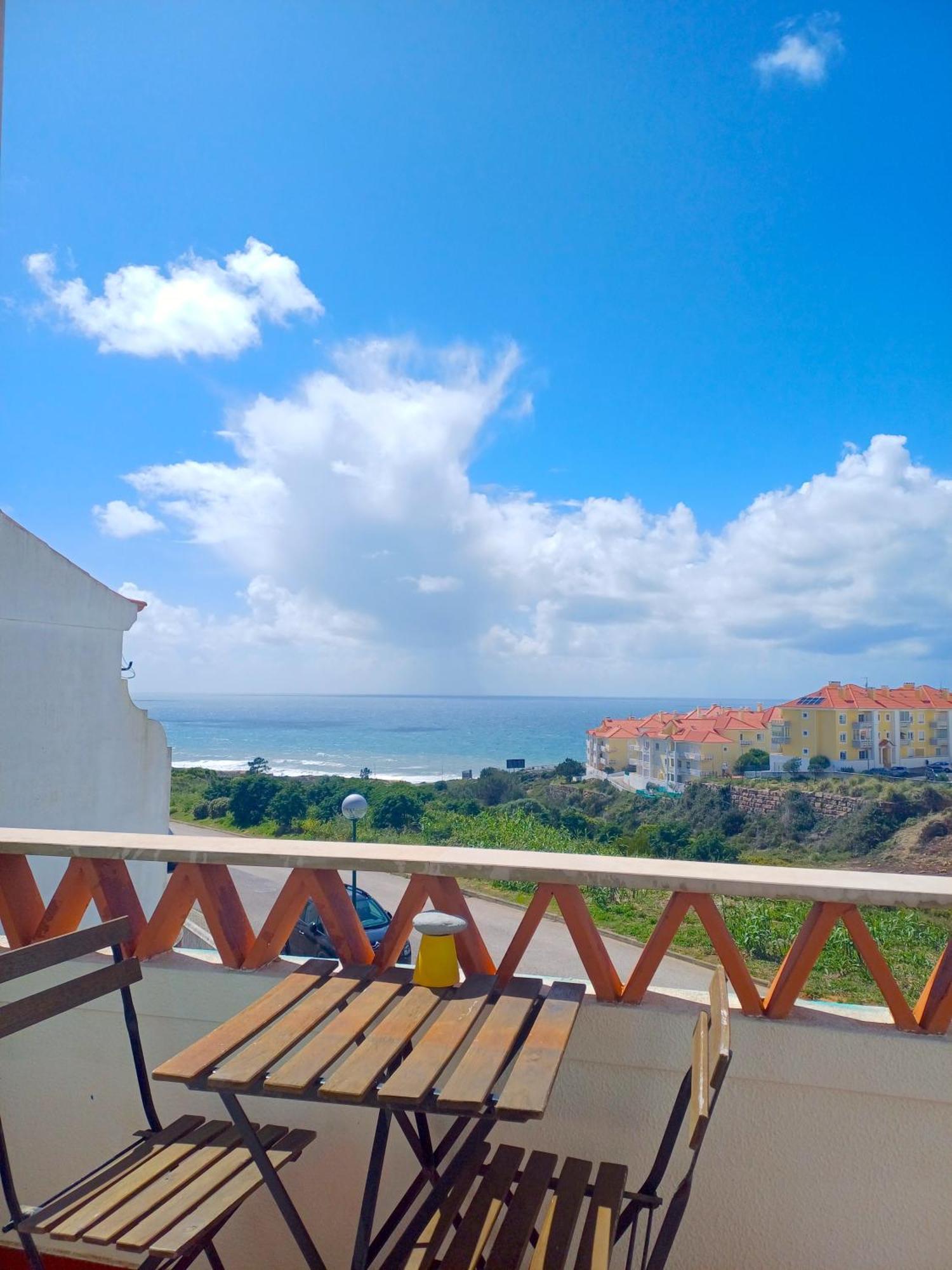 Surf Yoga Ericeira Guest House Esterno foto
