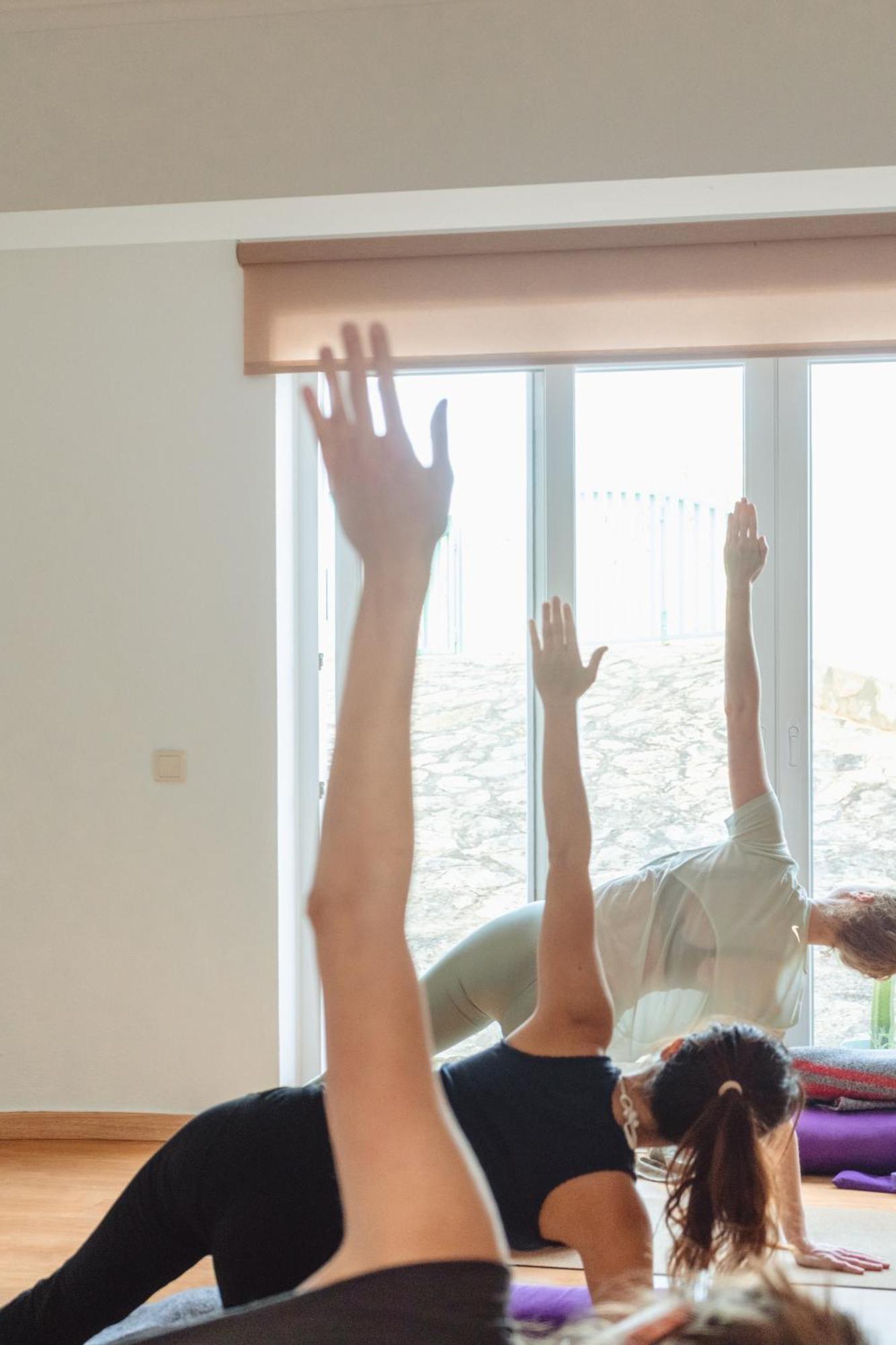 Surf Yoga Ericeira Guest House Esterno foto